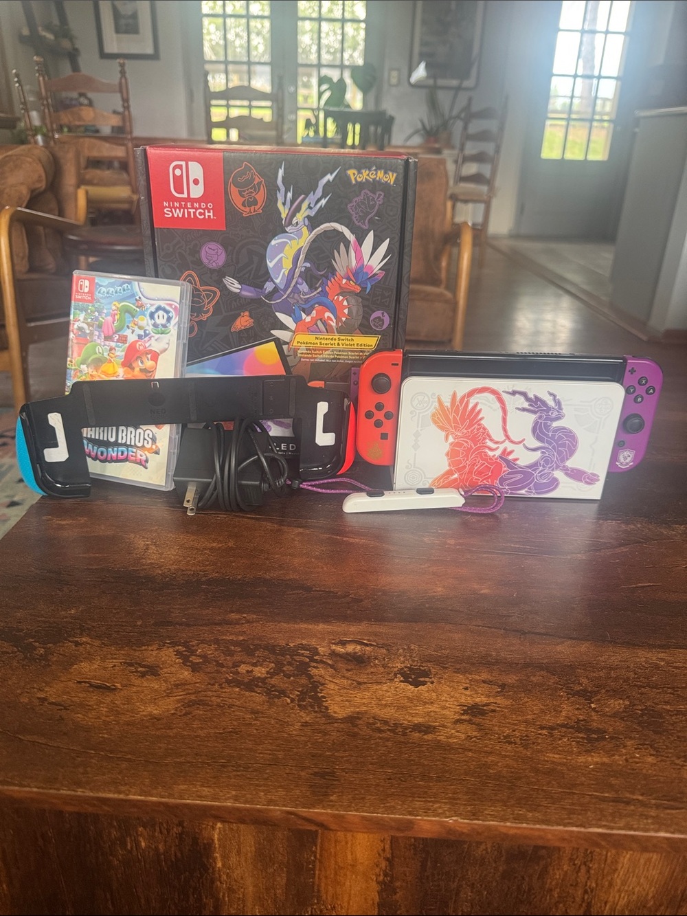 Nintendo Switch OLED Pokemon Scarlet & Violet Edition Bundle